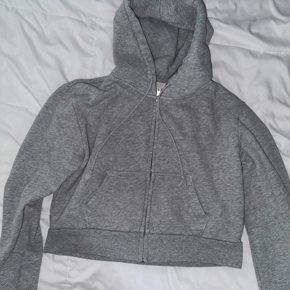 Brandy Melville cropped hoodie